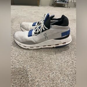 Women’s On Clouds Nova— size 9, blue black and white